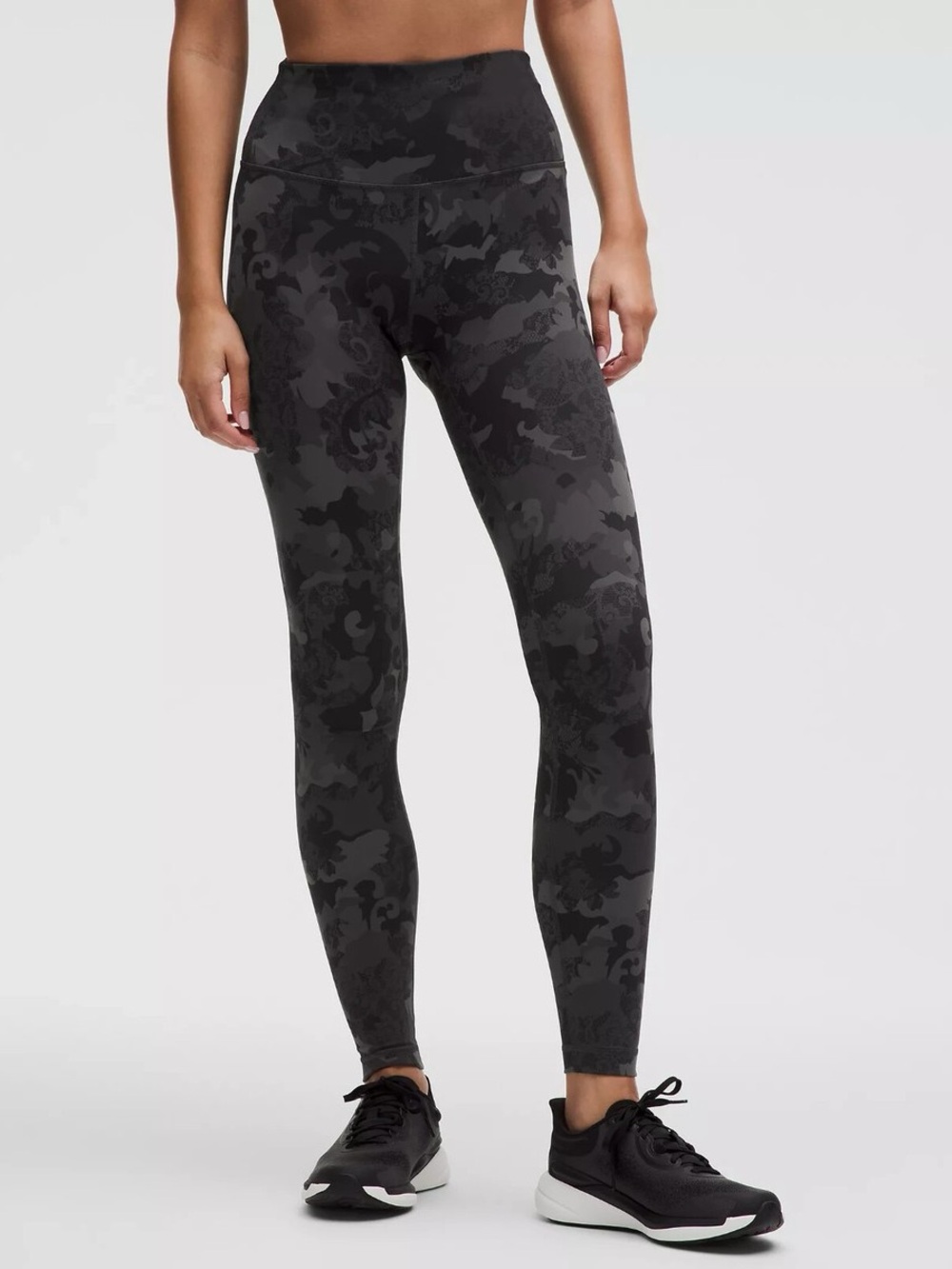 Lululemon Wunder Train HR 28” 8 New